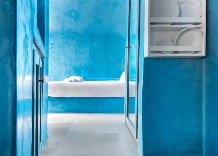 Vila Anemi House & *