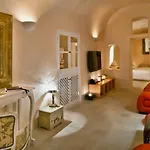 Anemi House & Villa Oia (Santorini)