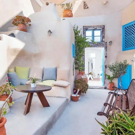 Anemi House & Oia (Santorini)