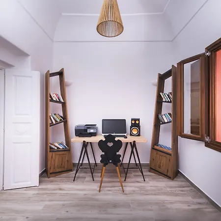 Anemi House & Oia (Santorini)