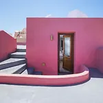 Villa Anemi House & *